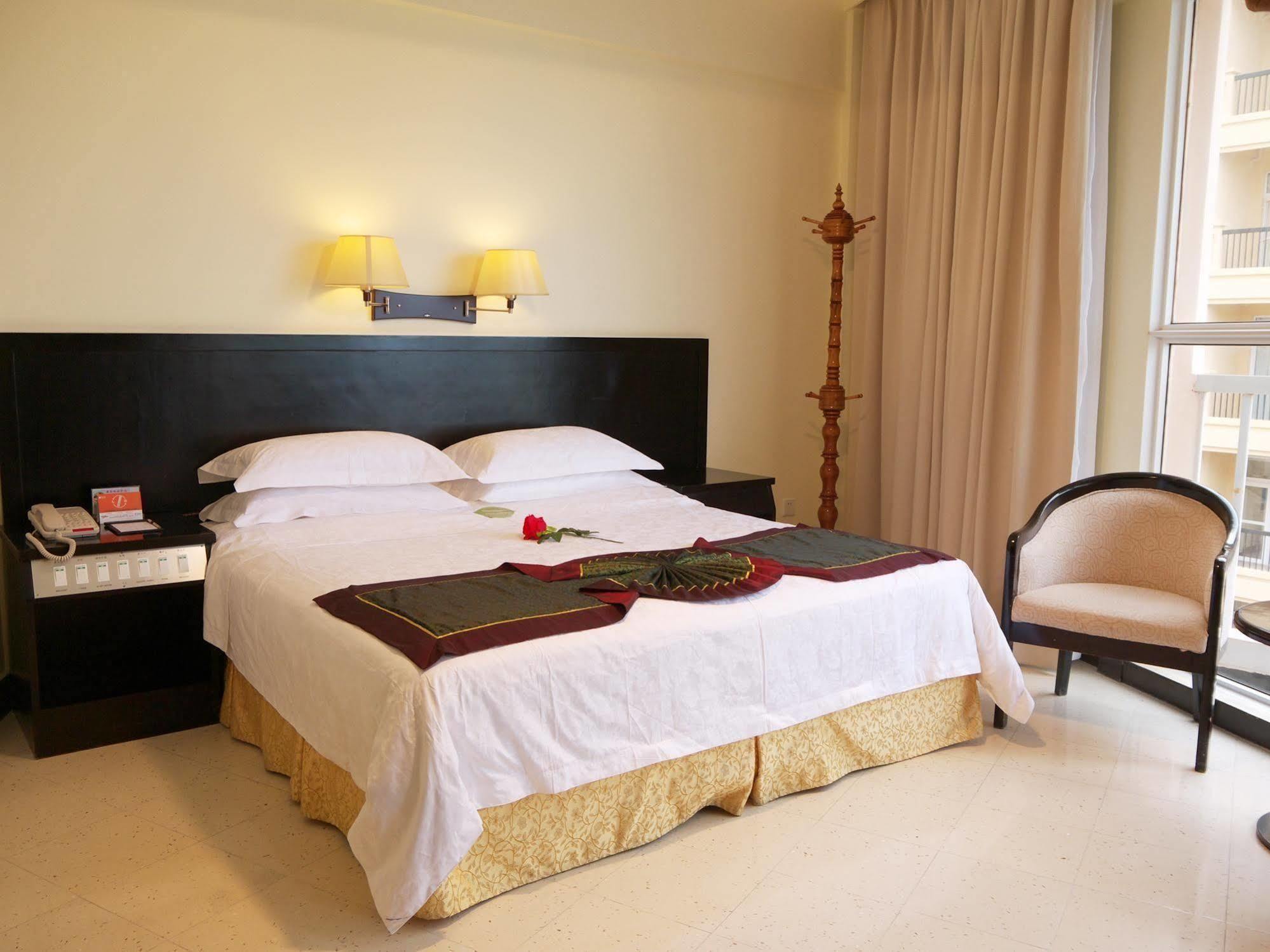 Sanya Jingwei Hotel - Sanya Eksteriør billede